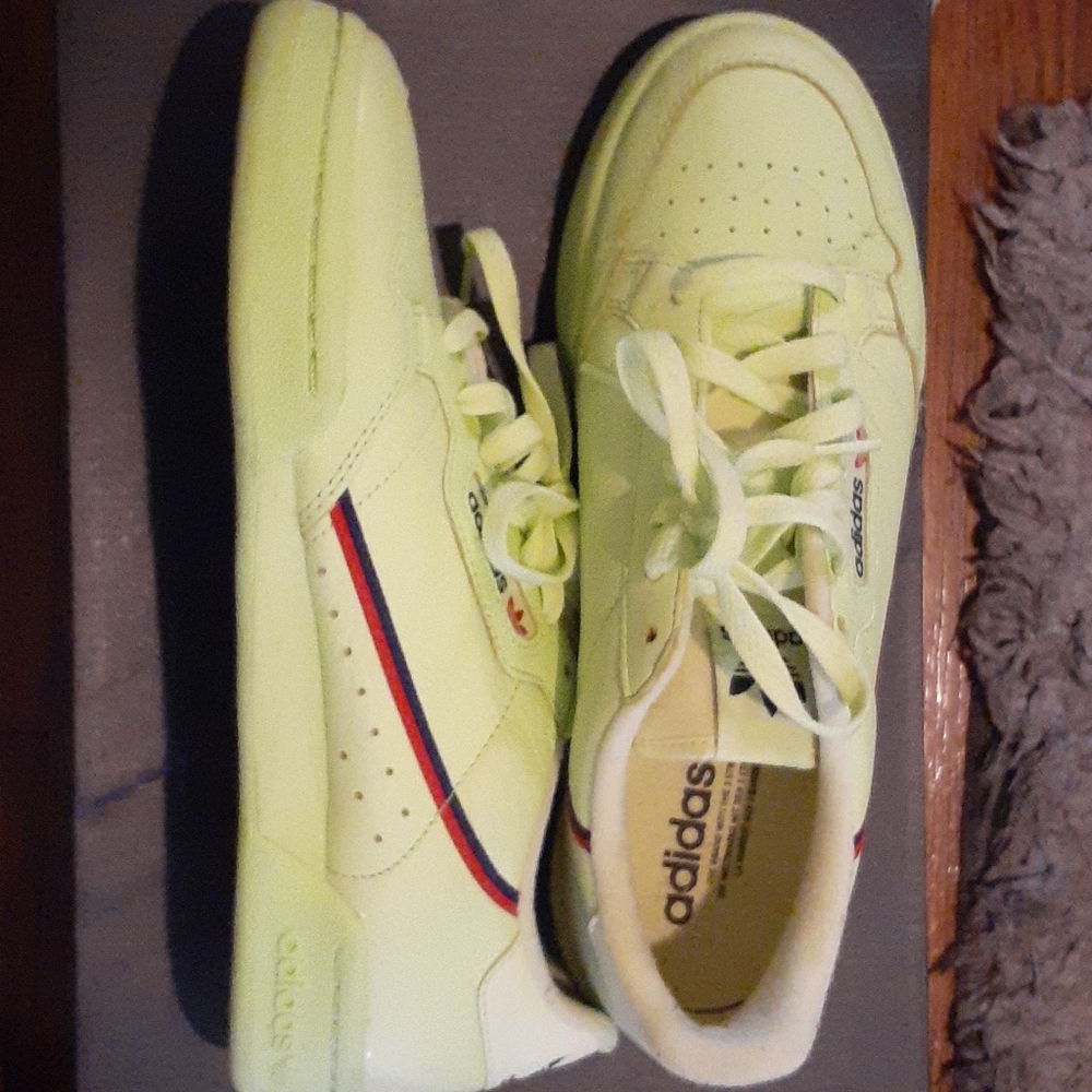 Adidas tennis